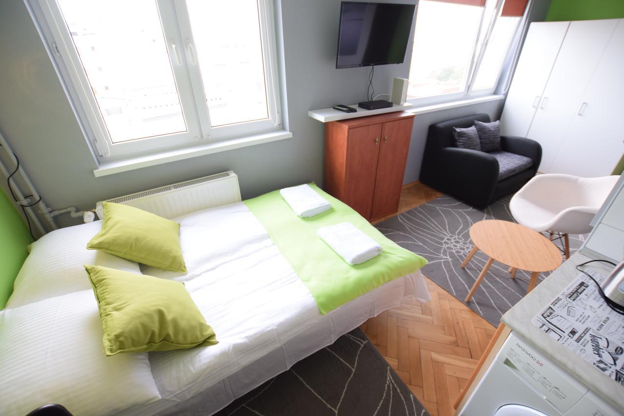 Elegant Apartment Chmielna Promenade วอร์ซอ ภายนอก รูปภาพ